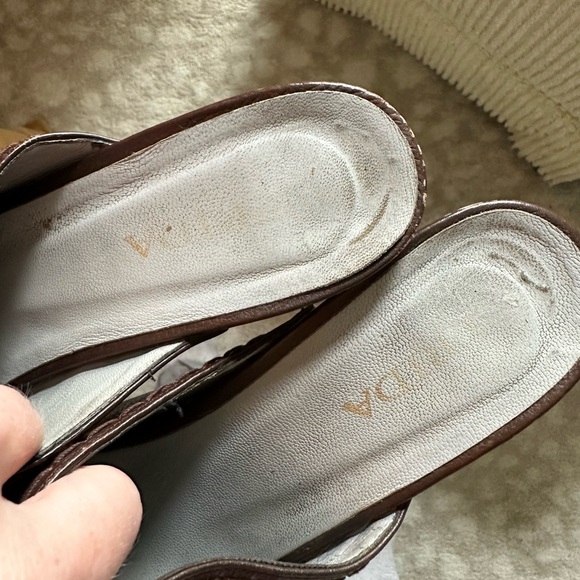 Prada platform y2k heels - Picture 4 of 6